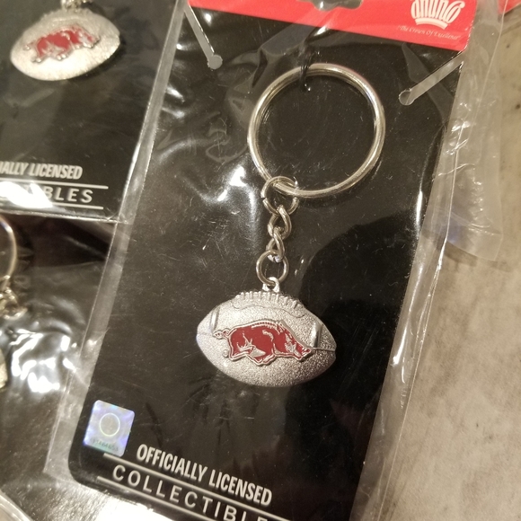Arkansas Razorbacks Officially Licensed Collectibl - Picture 1 of 2